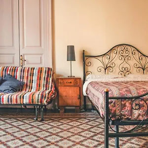 Casa Verdi - House Of Travelers Gasthuis